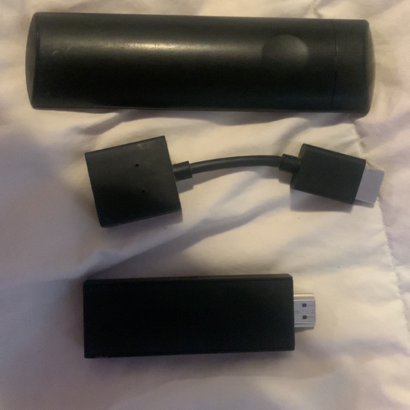 I bought this before TVs came without built-in Bluetooth - Picture 3 of 8